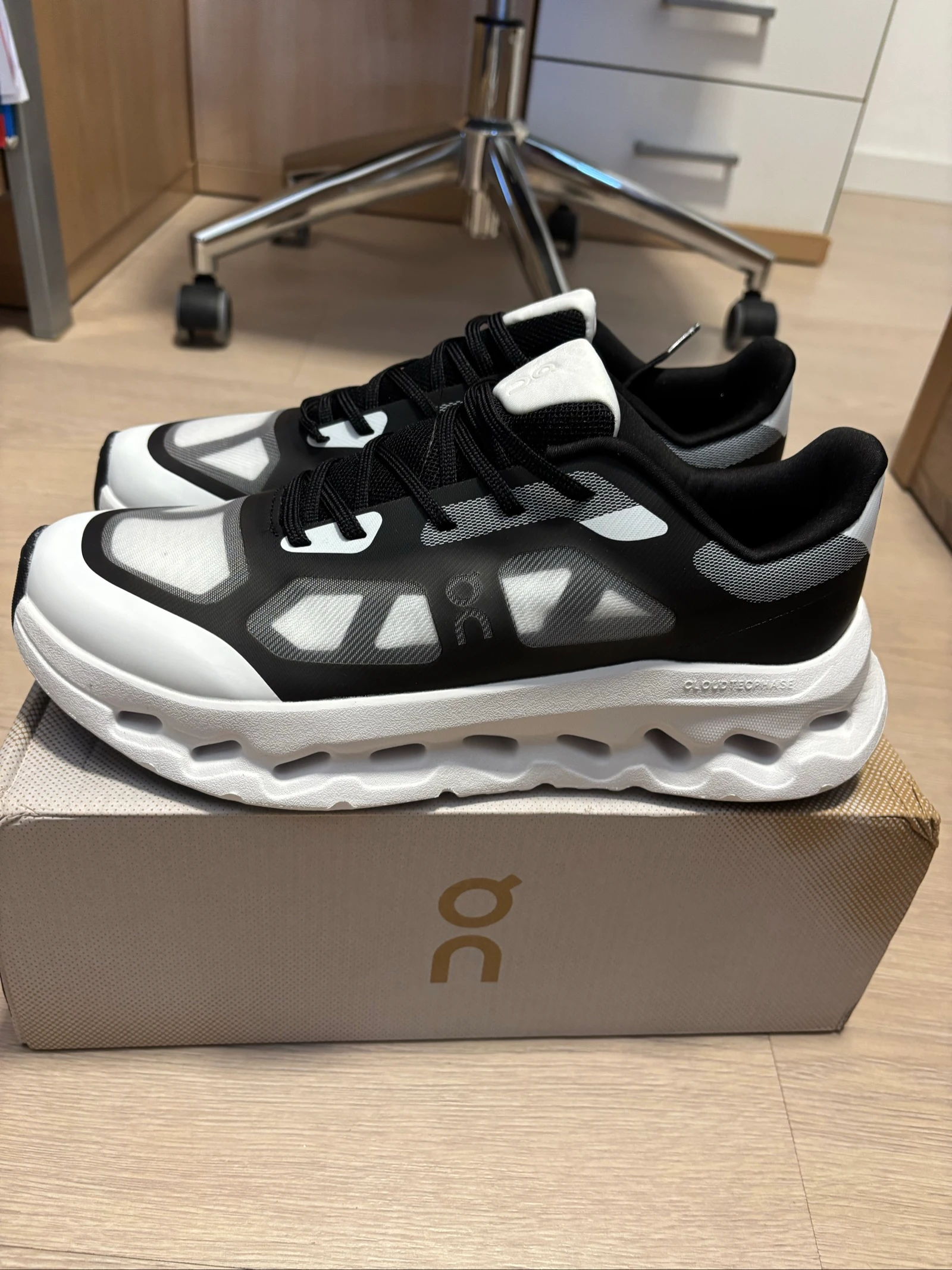 On Cloudtilt Remix Taille 42 – photo 7